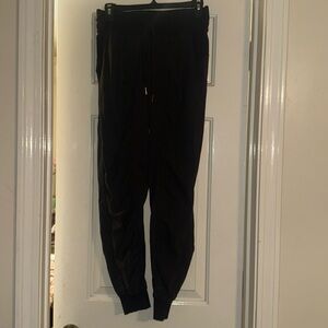 Lululemon Women's Black Jogger Pants